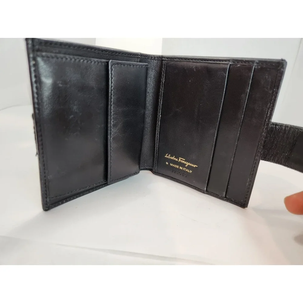 Salvatore Ferragamo Vara‎ Black Leather Compact Bifold Wallet Coin Purse